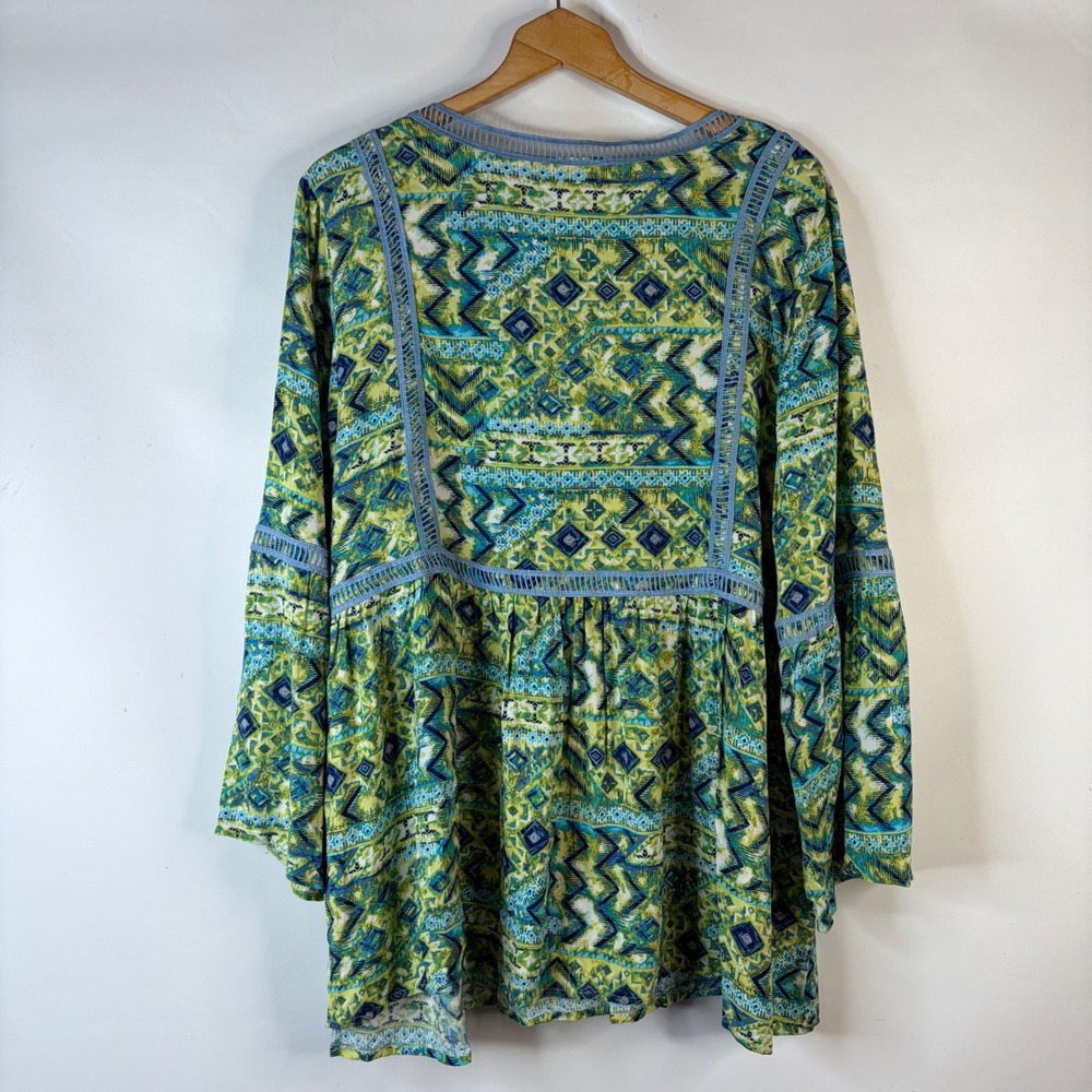 Avenue Tunic Top Womens 20 Green Blue Geometric Boho Crochet Lace Bell Sleeve - Picture 5 of 8